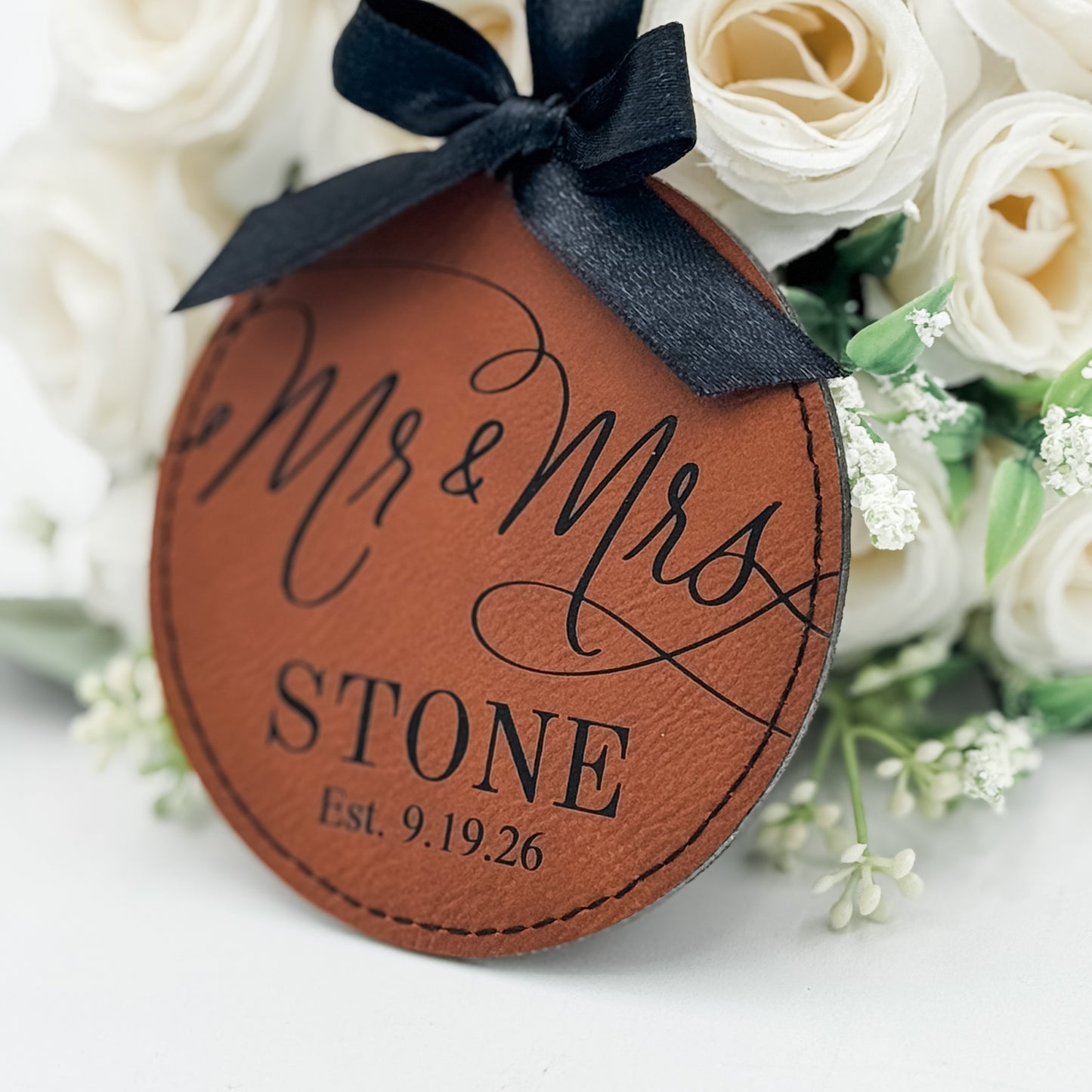 Personalized Mr & Mrs Wedding Ornament | Custom Round Leatherette Keepsake | Wedding Gift & Decore