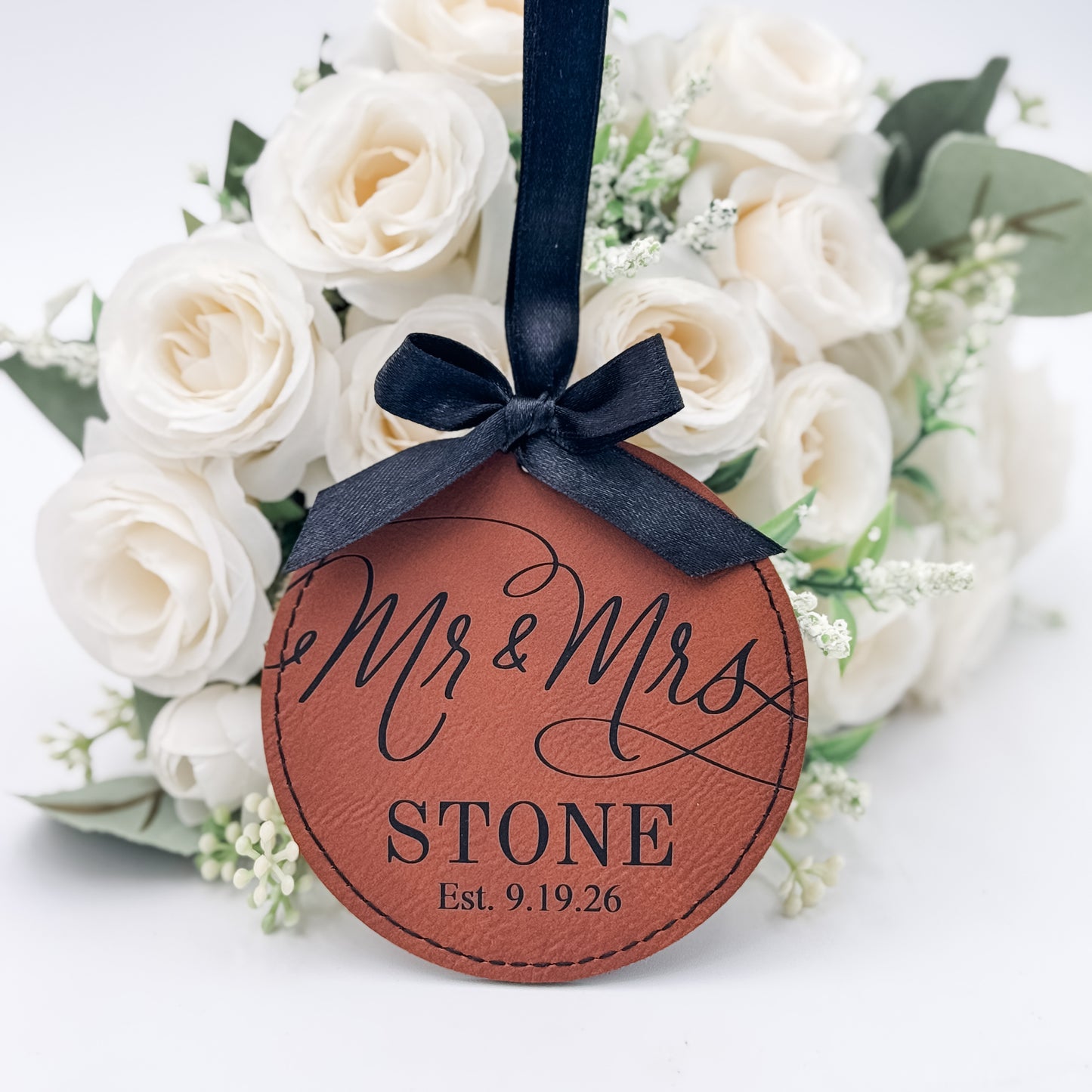 Personalized Mr & Mrs Wedding Ornament | Custom Round Leatherette Keepsake | Wedding Gift & Decore