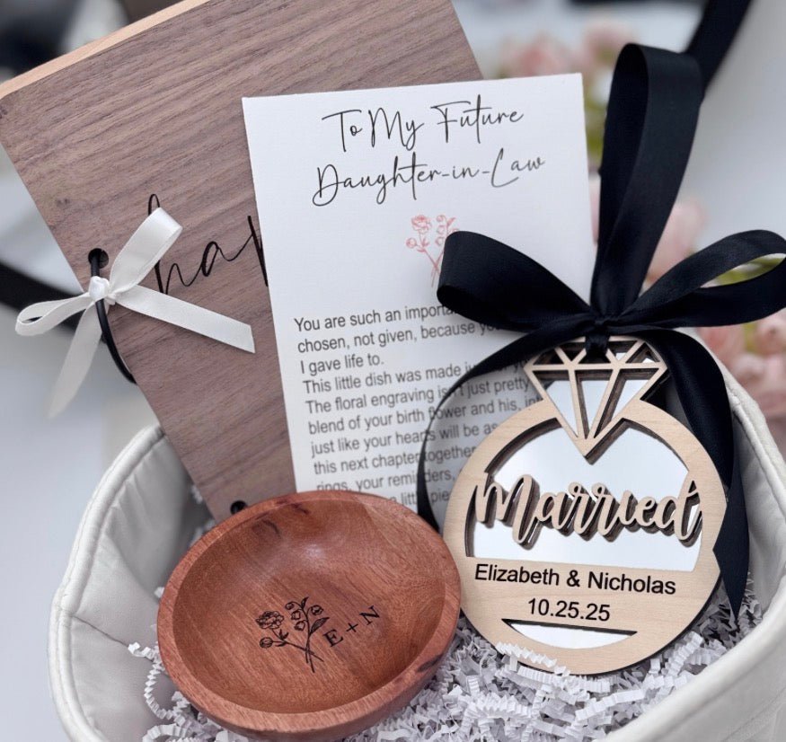 Custom Engraved Ring Dish with Your Birth Flowers – Personalized Wooden Keepsake - Embellish My Heart